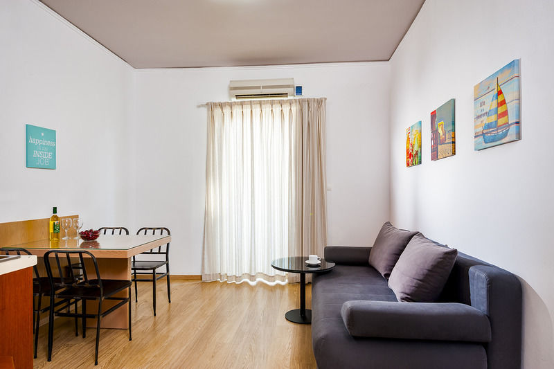 Elina Hotel Apartments Ретимно Екстериор снимка