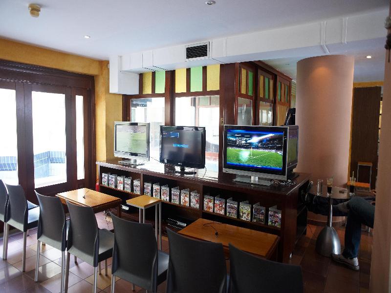 Elina Hotel Apartments Ретимно Екстериор снимка